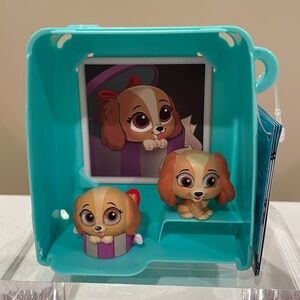 New Disney Doorables Remember When Young Lady & Adult Lady Set w/ Card & Case